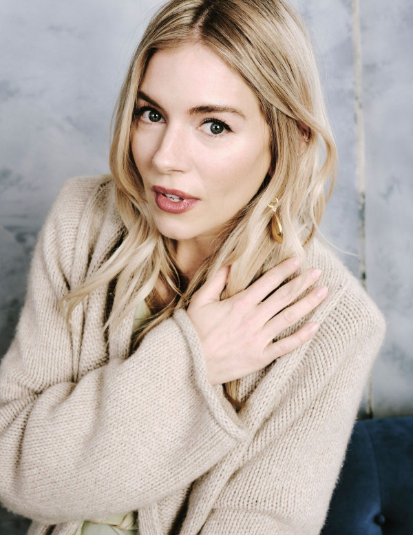 Shooting Sienna Miller pour Hyundai