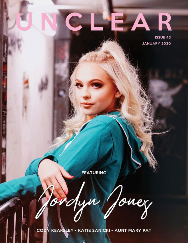 Jordyn Jones dans Unclear Magazine, Janvier 2020