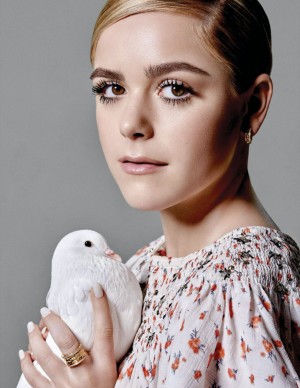 photos Kiernan Shipka