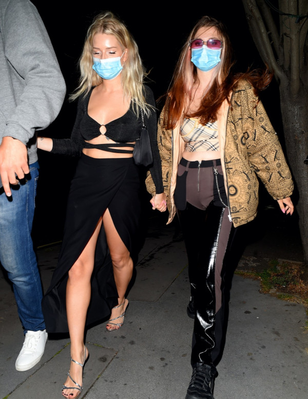 Lottie Moss en soirée à Londres