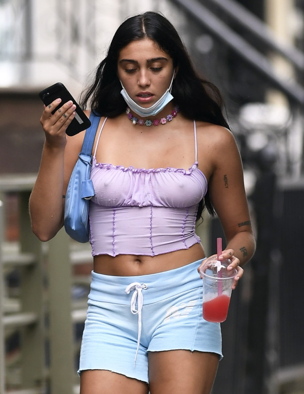 Lourdes Leon à New York city