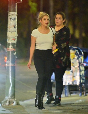 photos Ashley Benson