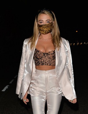 Georgia Harrison en soirée à Londres