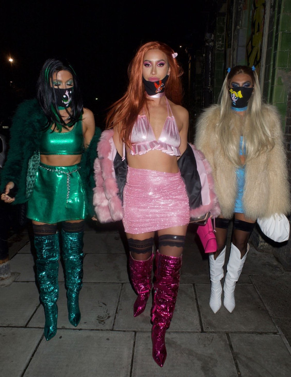 Ferne McCann et ses copines en soirée Halloween à Londres