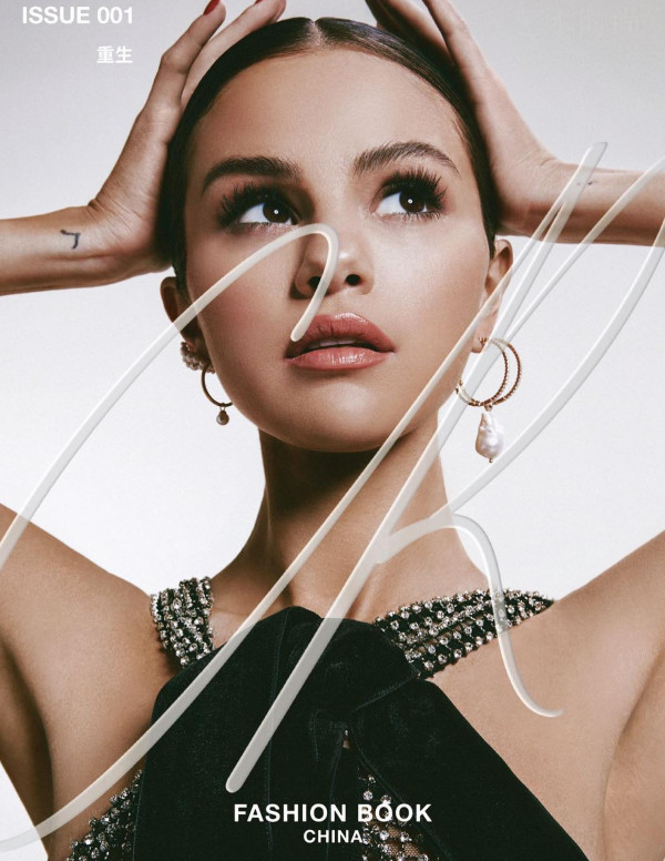 Shooting (transparence) Selena Gomez pour CR Fashion Book (Chine)