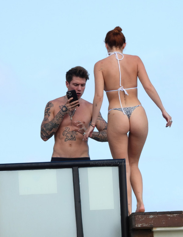 Bella Thorne et son mec tatoué à Mexico