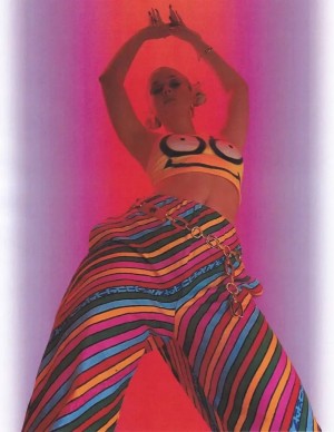 Zara Larsson dans Paper Magazine