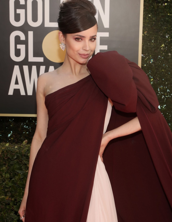 Sofia Carson à la 78ème cérémonie des Golden Globes Awards