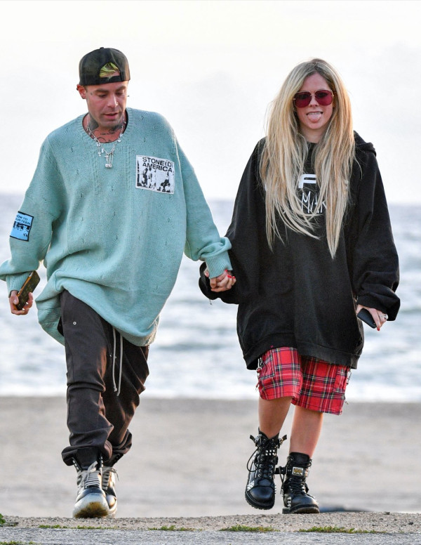 Avril Lavigne avec son mec à Santa Monica