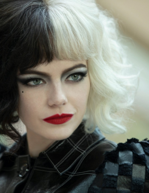Photos promo d'Emma Stone pour le film Cruella