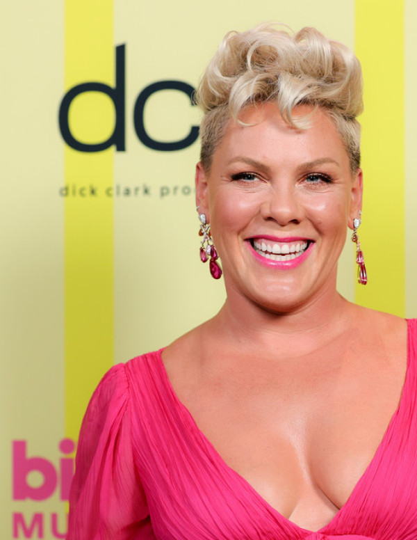 Pink aux Billboard Music Awards 2021