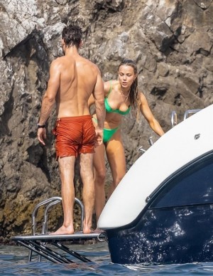 photos Rebecca Rittenhouse