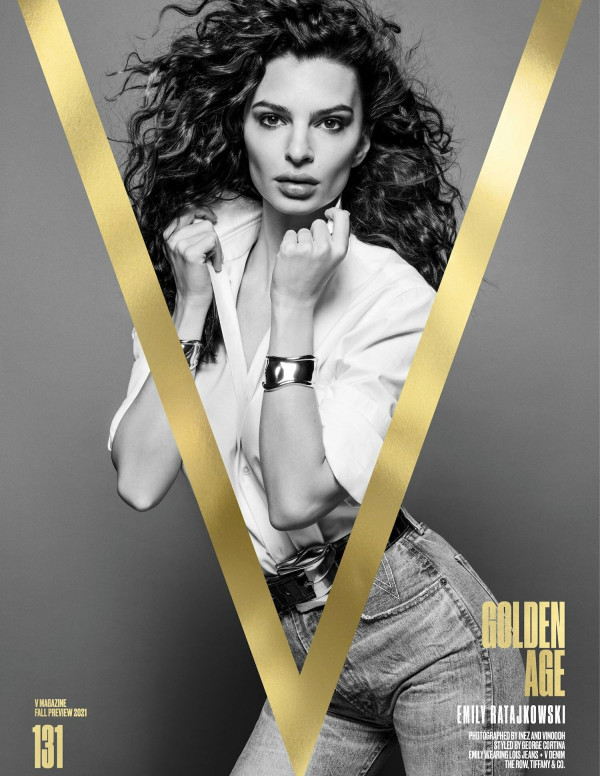 Emily Ratajkowski dans V Magazine