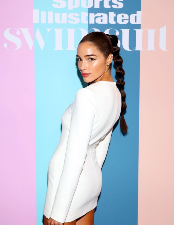 Olivia Culpo à Hollywood pour la soirée Sports Illustrated 2021