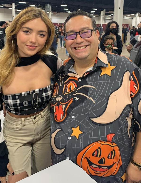 Peyton Roi List rencontre ses fans au Comic-Con à Philadelphie