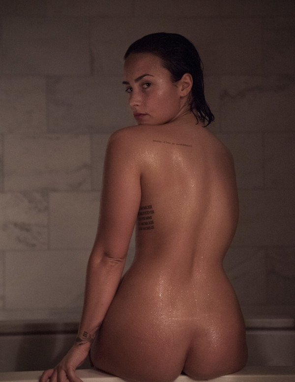 Shooting Demi Lovato nue pour Vanity Fair (2015)