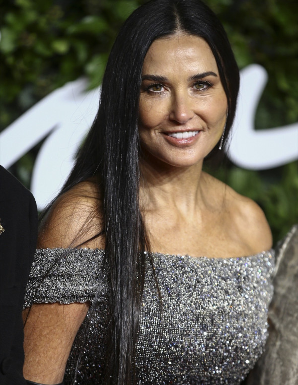 Demi Moore aux Fashion Awards 2021 à Londres