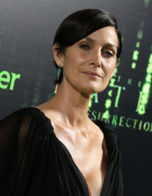 photos Carrie-Anne Moss