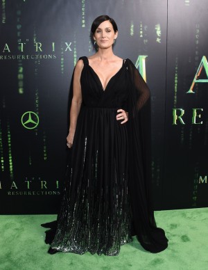 photos Carrie-Anne Moss