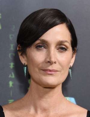 photos Carrie-Anne Moss