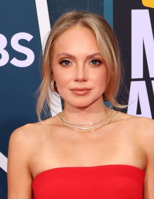 photos Danielle Bradbery