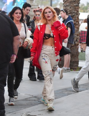 photos Bella Thorne