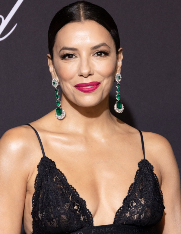 Eva Longoria en soirée à Cannes