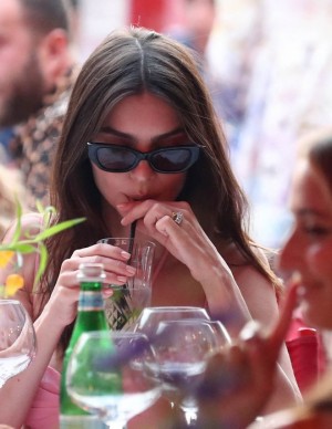 photos Emily Ratajkowski