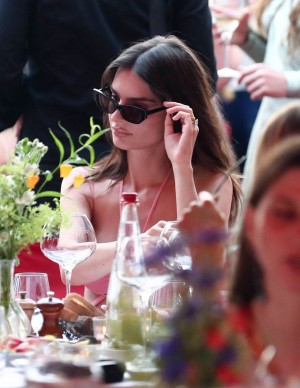 photos Emily Ratajkowski