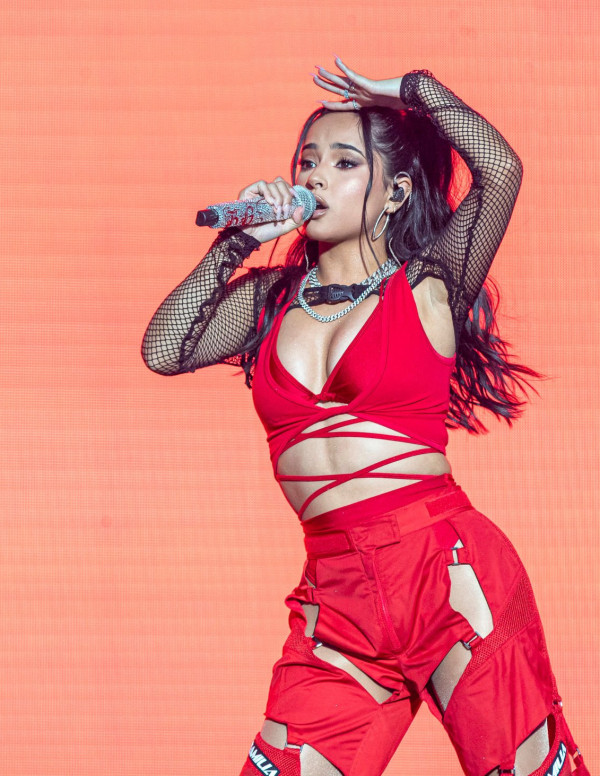 Becky G en concert au Festival d’été de Québec