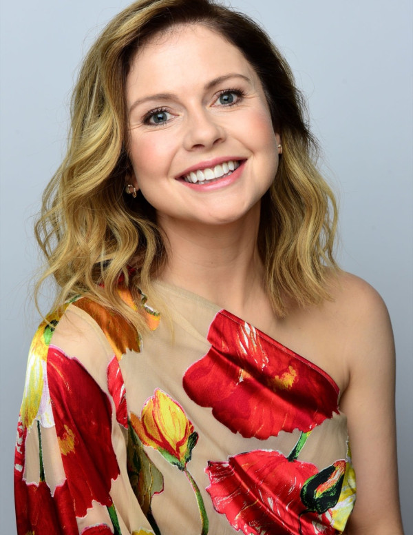 Rose McIver au #IMDboat au San Diego Comic-Con 2022