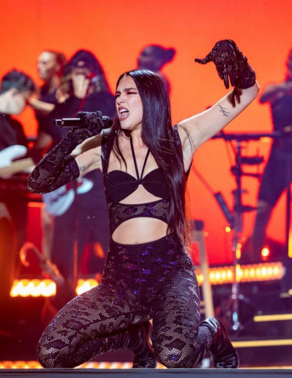 Dua Lipa en concert au Osheaga Music and Arts Festival à Montreal