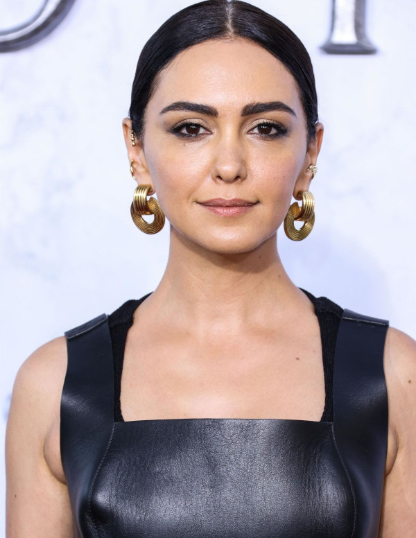 Nazanin Boniadi à la première de The Lord of the Rings Le seigneur des anneaux