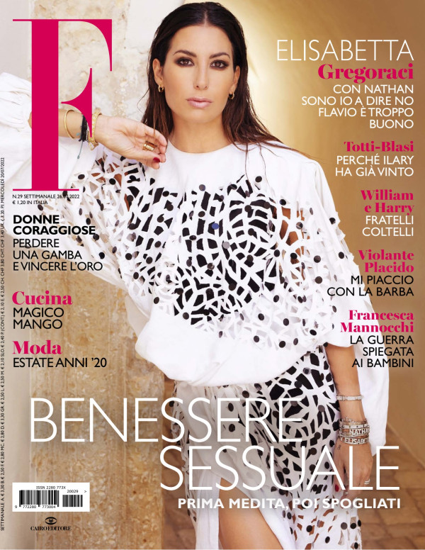 Elisabetta Gregoraci dans F magazine