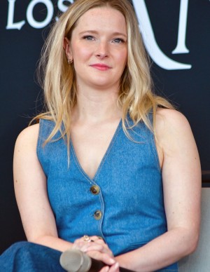 photos Morfydd Clark