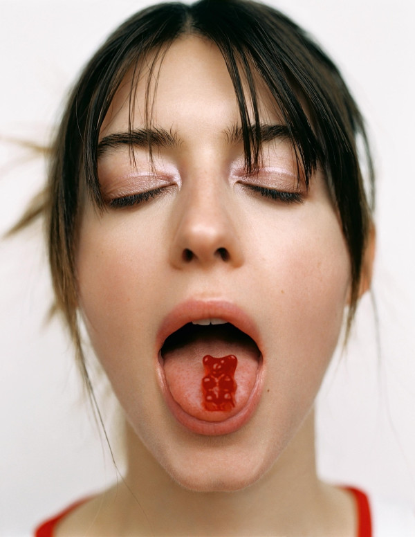 Shooting Daisy Edgar-Jones pour S Moda Magazine