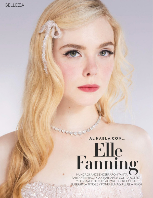 Elle Fanning dans InStyle magazine (Espagne)