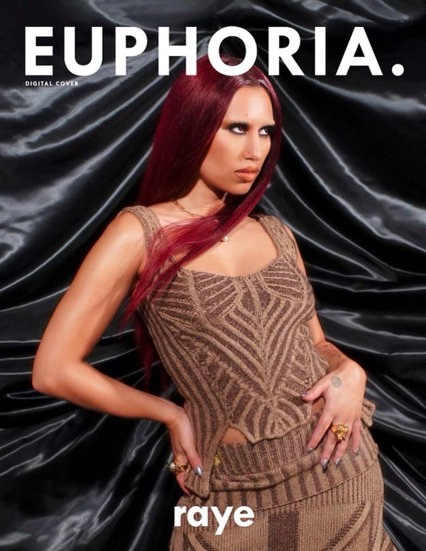 Raye dans Euphoria Magazine