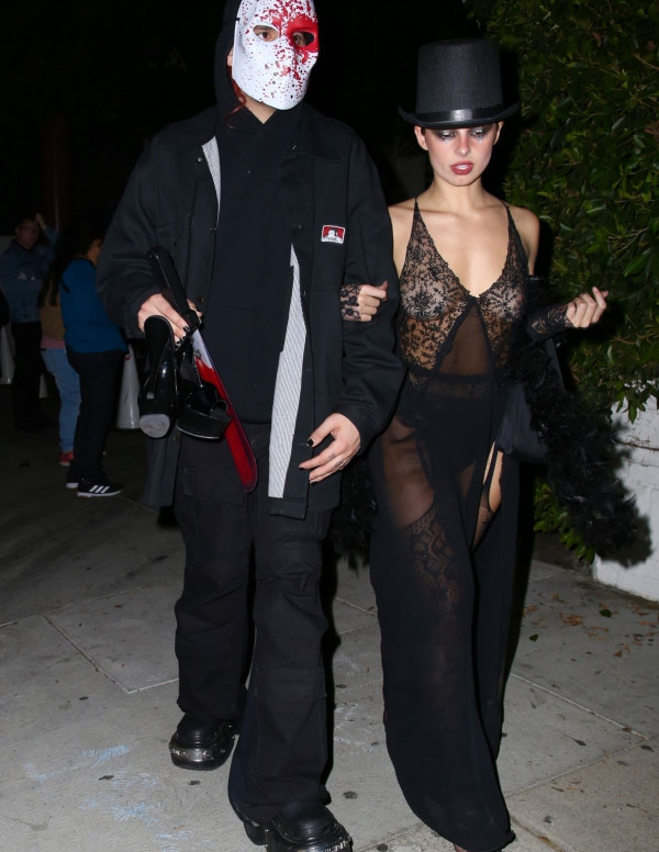 Addison Rae en soirée halloween à West Hollywood 