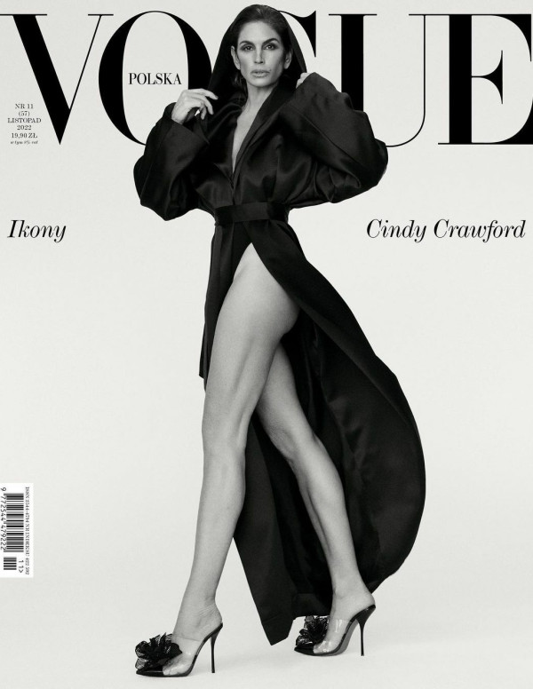 Cindy Crawford dans Vogue magazine (Pologne)