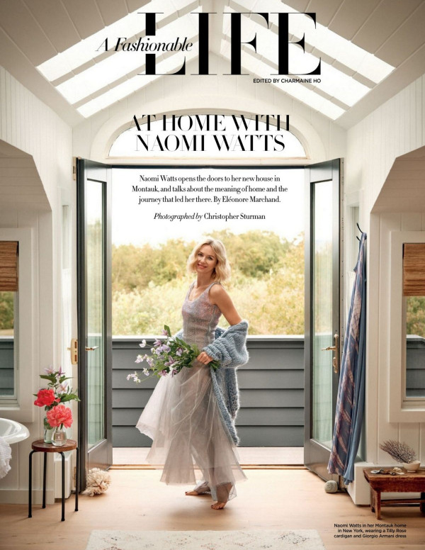 Naomi Watts dans Harper’s Bazaar Magazine (Singapour)