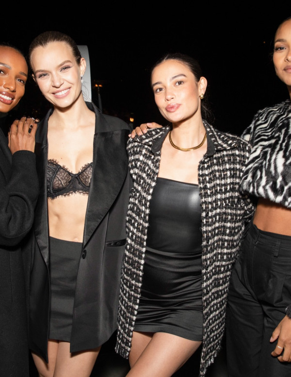 Josephine Skriver à la soirée du Super Bowl à Los Angeles
