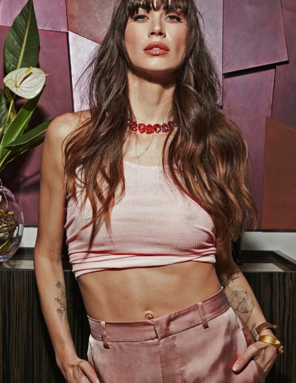 Melissa Satta dans F magazine
