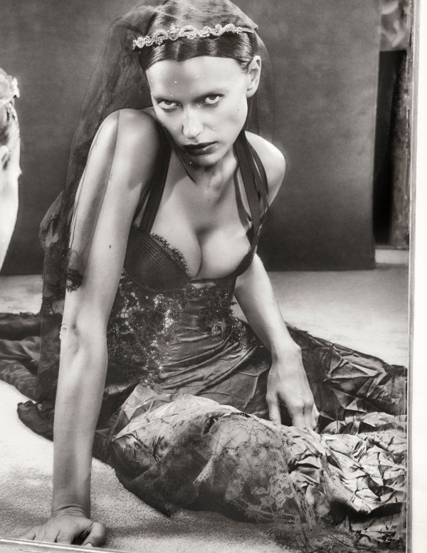 Irina Shayk dans Vogue Magazie (Espagne)