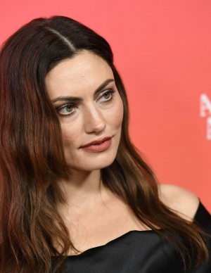 photos Phoebe Tonkin