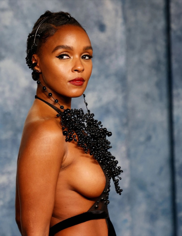 Janelle Monae sexy à la soirée Vanity Fair des Oscars à Beverly Hills