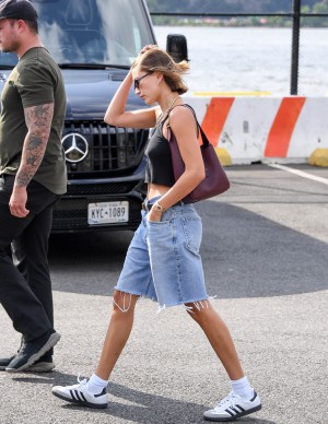 photos Hailey Bieber