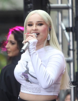 Kim Petras en concert au Today Citi à New York