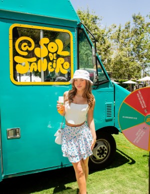 photos Caitlin Carmichael