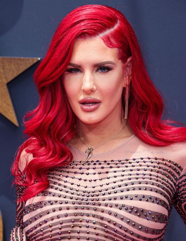 Justina Valentine sexy aux BET Awards 2023 à Los Angeles